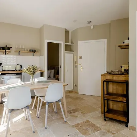 Renovated Apartment In The Centre Of Juan-Les-Pins Apartment Antibes